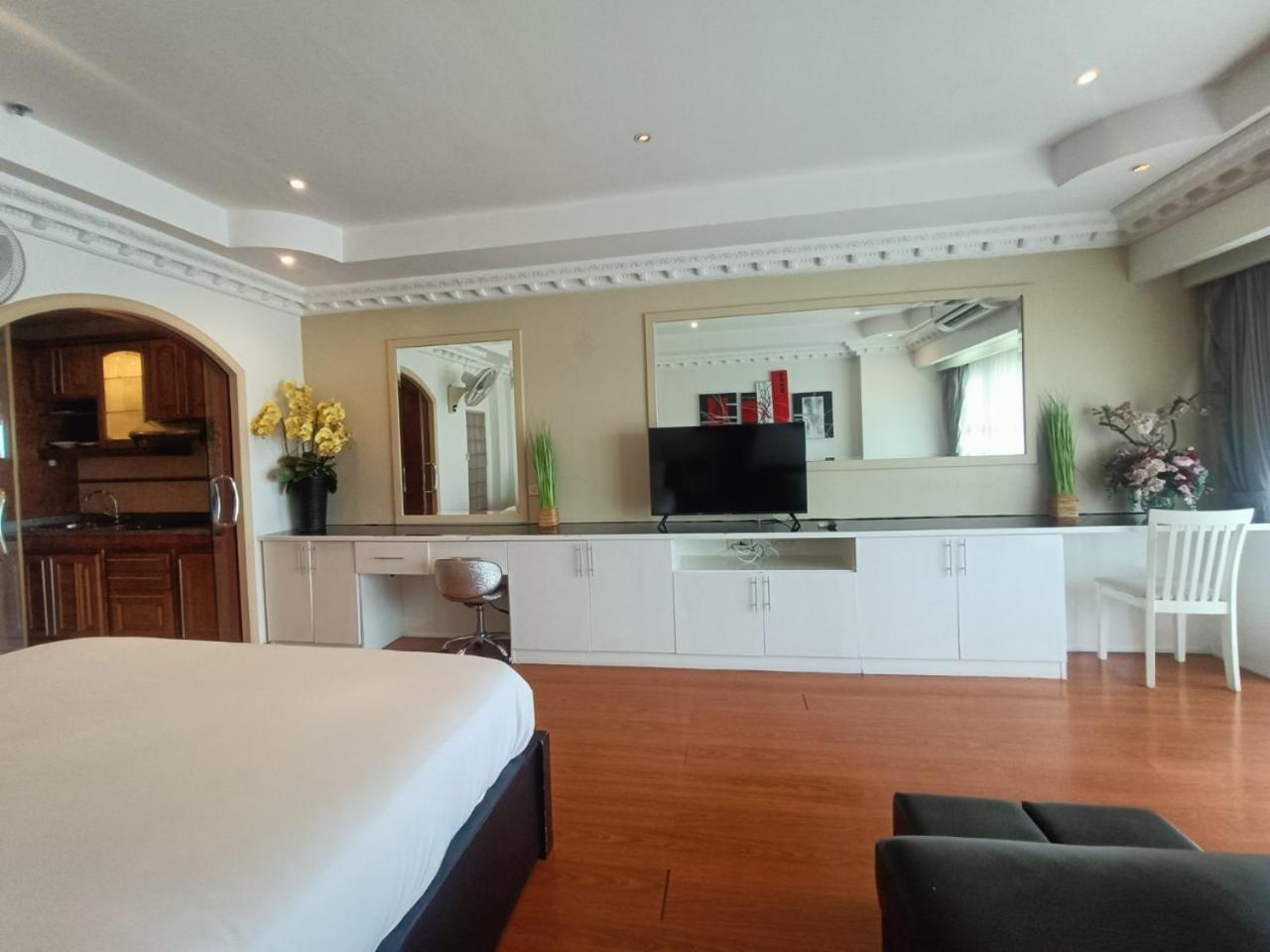 View Talay 6 Pattaya Beach Apartment By Honey Exterior foto