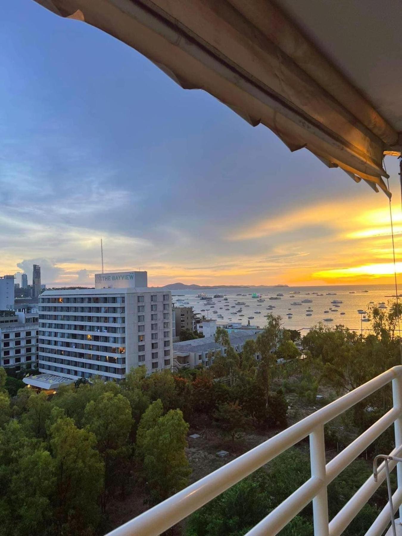 View Talay 6 Pattaya Beach Apartment By Honey Exterior foto