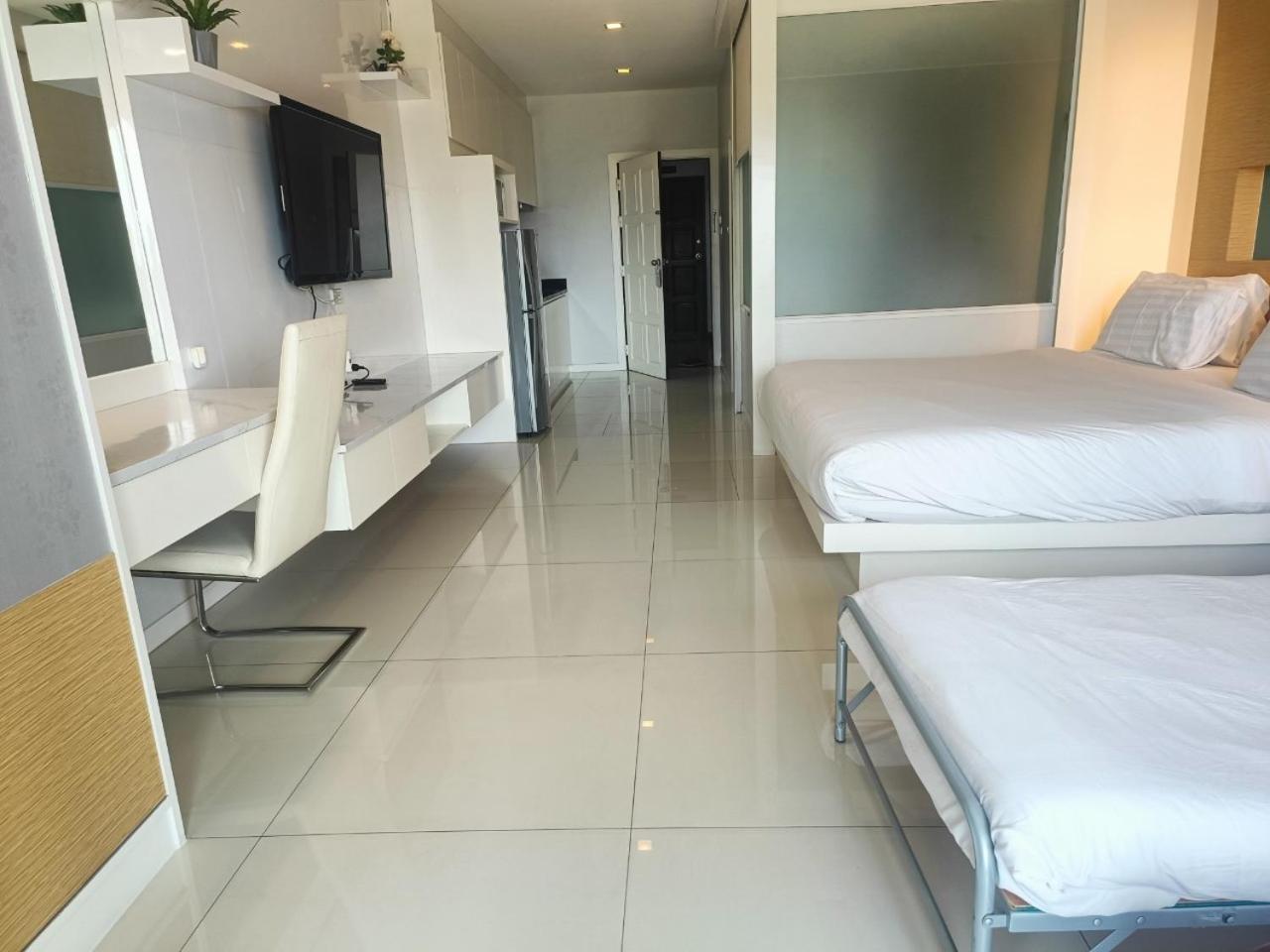 View Talay 6 Pattaya Beach Apartment By Honey Exterior foto