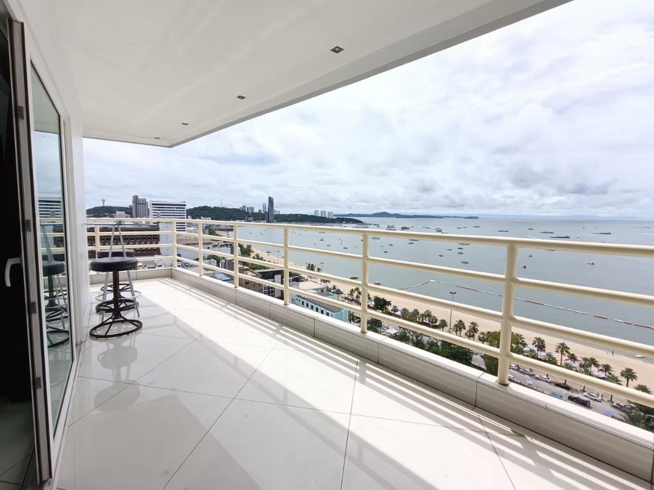View Talay 6 Pattaya Beach Apartment By Honey Exterior foto